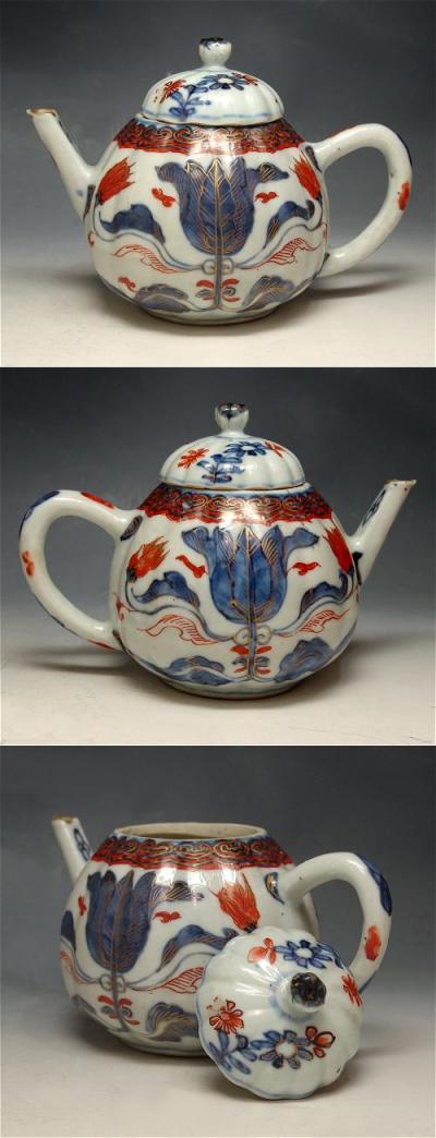 Tulip decoration on a Kangxi period (1662-1722) Tea pot decorated in Chinese Imari decoration in Red, Gilt and undergtlaze bue and white, Photo © Jan-Erik Nilsson 2006