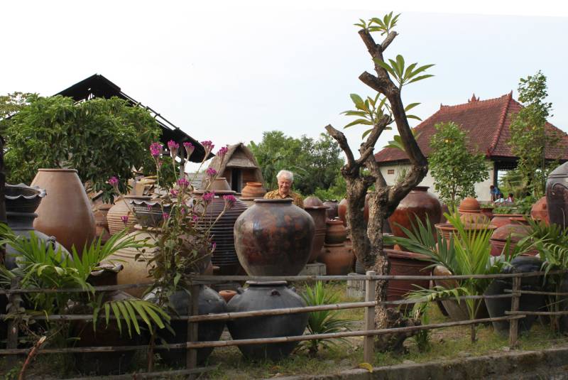 Terracotta pottery in Denpasar, Bali